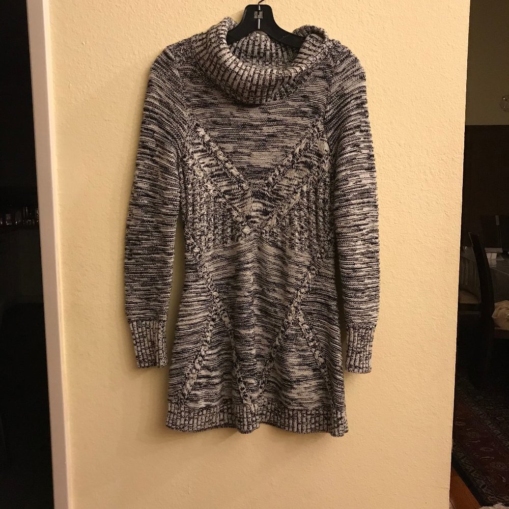Heather B Size Small Sweater Dress